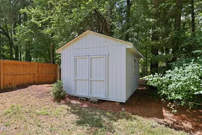 8801 Mansfield Drive, Raleigh, NC 27613 - Photo 47