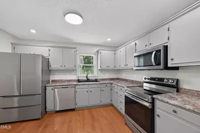 515 E Willowbrook Drive, Burlington, NC 27215 - Photo 13