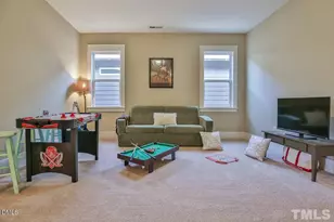 19 Pokeberry Bend Dr, Chapel Hill, NC 27516 - Photo 17