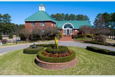 411 Gallery Drive #Unit 203, Spring Lake, NC 28390 - Photo 9
