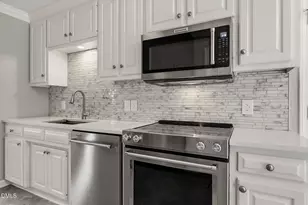 1112 Tyler Farms Dr, Raleigh, NC 27603 - Photo 23