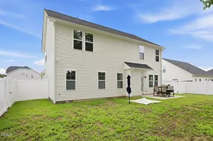 675 Amusement Dr, Hope Mills, NC 28348 - Photo 45