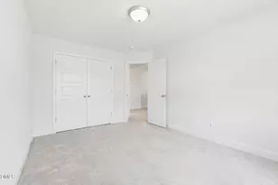 675 Amusement Dr, Hope Mills, NC 28348 - Photo 37