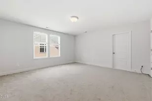 675 Amusement Dr, Hope Mills, NC 28348 - Photo 25