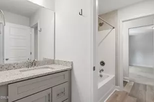 675 Amusement Dr, Hope Mills, NC 28348 - Photo 29