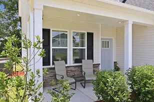 675 Amusement Dr, Hope Mills, NC 28348 - Photo 5