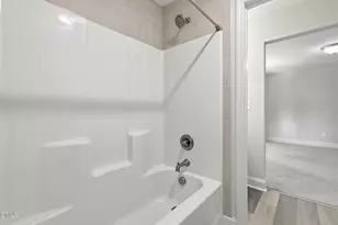 675 Amusement Dr, Hope Mills, NC 28348 - Photo 31
