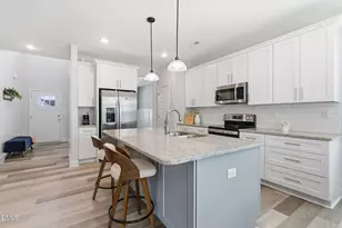675 Amusement Dr, Hope Mills, NC 28348 - Photo 13