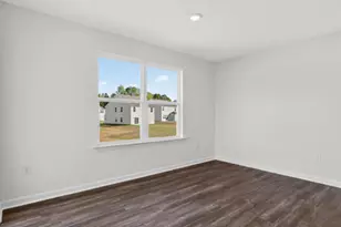 290 Palm Dr, Sanford, NC 27332 - Photo 15