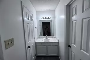 4110 Kaplan Dr, Raleigh, NC 27606 - Photo 11