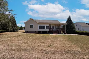 20 Falling Leaf Dr, Youngsville, NC 27596 - Photo 5