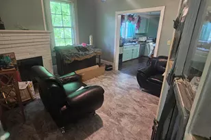 202 E Blanche St, Pine Level, NC 27568 - Photo 7