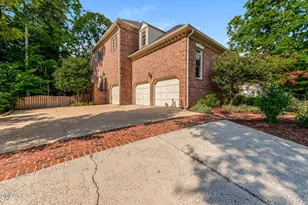 302 Versailles Dr, Cary, NC 27511 - Photo 5