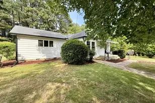 514 Chub Lake St, Roxboro, NC 27573 - Photo 5