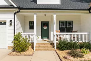 124 Shagbark Ln, Zebulon, NC 27597 - Photo 3