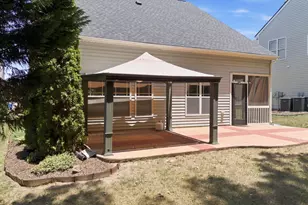 3262 Landing Falls Ln, Raleigh, NC 27616 - Photo 35