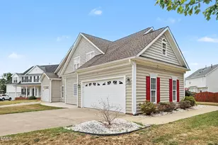 2032 Weaverline Dr, Fuquay-Varina, NC 27526 - Photo 5