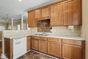 2032 Weaverline Dr, Fuquay-Varina, NC 27526 - Photo 9