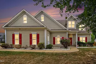 2032 Weaverline Dr, Fuquay-Varina, NC 27526 - Photo 1