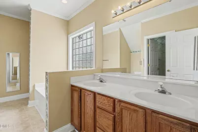 2032 Weaverline Drive, Fuquay-Varina, NC 27526 - Photo 13