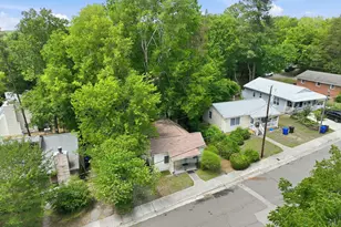 330 McMasters St, Chapel Hill, NC 27516 - Photo 3