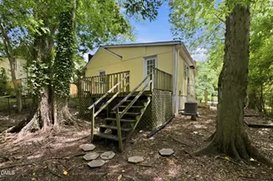 330 McMasters St, Chapel Hill, NC 27516 - Photo 9