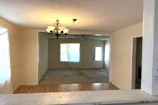 1550 W Davis St, Burlington, NC 27215 - Photo 9