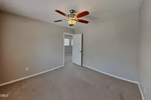 3032 Buttonwood Ln, Clayton, NC 27520 - Photo 9
