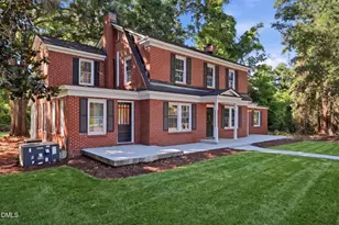 1424 Carthage St, Sanford, NC 27330 - Photo 3