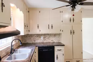 109 Wimberly Ave, Rocky Mount, NC 27804 - Photo 3