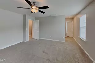 923 Avondale Dr, Clayton, NC 27520 - Photo 5