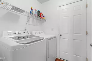137 Georgetowne Dr, Clayton, NC 27520 - Photo 23