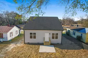 608 S Goldsboro St, Fremont, NC 27830 - Photo 5