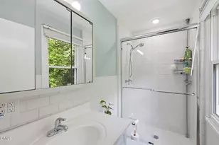 304 Plum Ln, Chapel Hill, NC 27517 - Photo 21