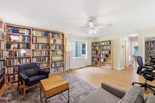 304 Plum Ln, Chapel Hill, NC 27517 - Photo 11