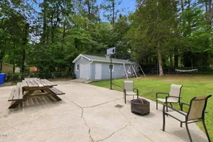 304 Plum Ln, Chapel Hill, NC 27517 - Photo 19