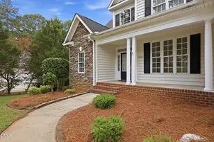 2600 Buckingham Dr, Sanford, NC 27330 - Photo 9