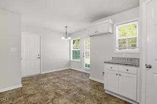 808 Woodside Park Ln, Durham, NC 27704 - Photo 15