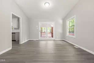 809 Royal Oaks Dr, Durham, NC 27712 - Photo 15