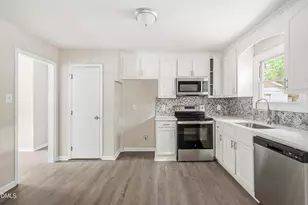 809 Royal Oaks Dr, Durham, NC 27712 - Photo 17