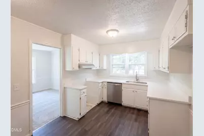 6641 Lynndale Drive, Raleigh, NC 27612 - Photo 3