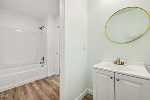 1305 Manteo St, Durham, NC 27701 - Photo 9