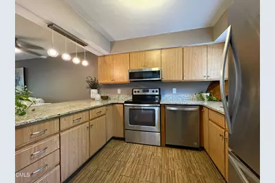7040 Longstreet Drive #B, Raleigh, NC 27615 - Photo 15