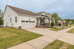 648 Hiddenbrook Dr, Durham, NC 27703 - Photo 3