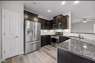 1049 Laceflower Dr, Durham, NC 27713 - Photo 5