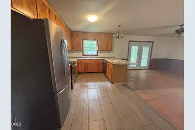 3609 Melrose Drive, Raleigh, NC 27604 - Photo 3