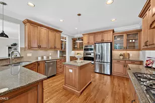 115 Woodland Ridge Ct, Cary, NC 27519 - Photo 15