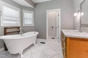 5232 Farmall Dr, Fayetteville, NC 28306 - Photo 21