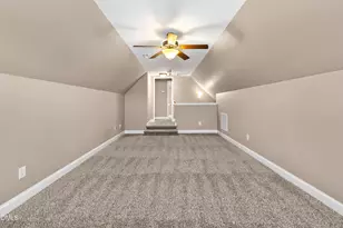 319 Fairfax Dr, Sanford, NC 27332 - Photo 29
