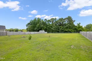 319 Fairfax Dr, Sanford, NC 27332 - Photo 35